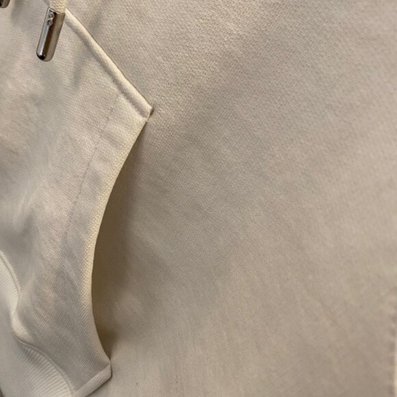 Ami Logo Hoodie - Picture 6 of 8